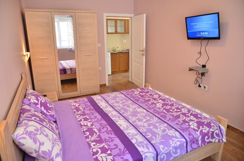 Apartments Cejovic Ulcinj Ruang foto