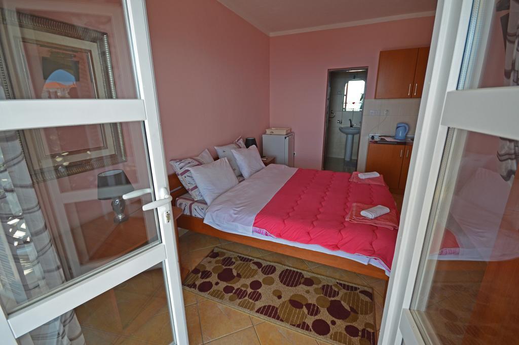 Apartments Cejovic Ulcinj Bagian luar foto