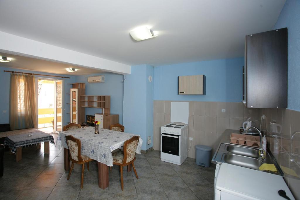 Apartments Cejovic Ulcinj Ruang foto